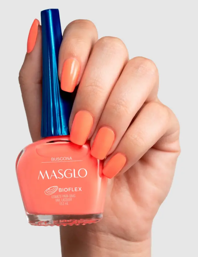 ESMALTE PARA UÑAS BUSCONA